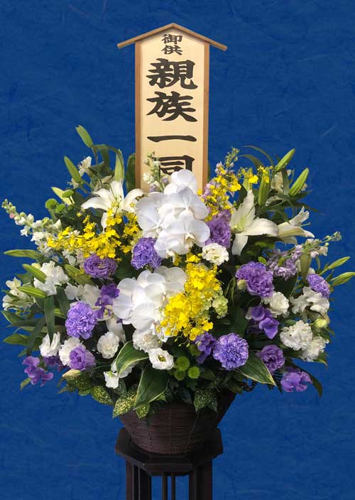 供花（1基）30,000円（税込）の例